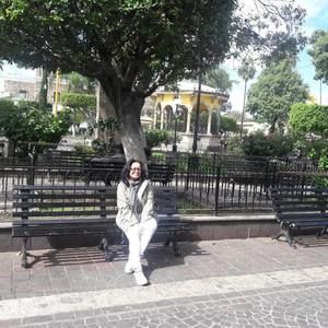 Meet your Posher, Amalia